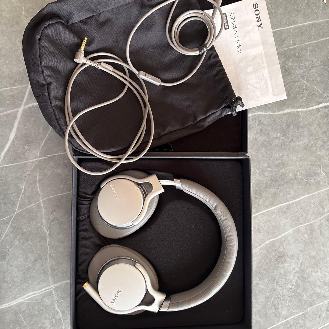 SONY MDR-1A M2 ヘッドホン