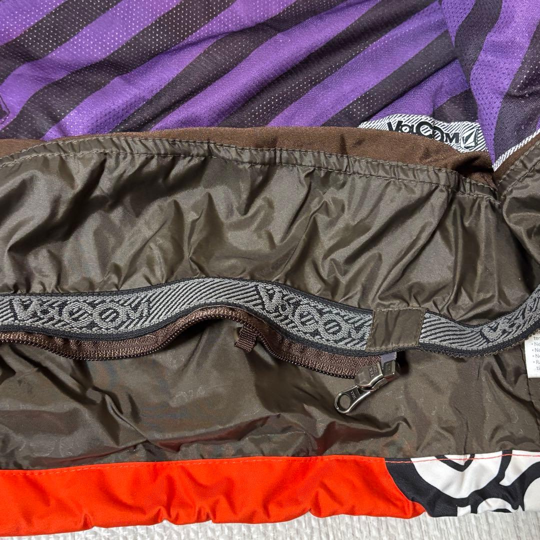 【外観美品】VOLCOM ボルコム　スノーボードウェア　ブライアンイグチ　L