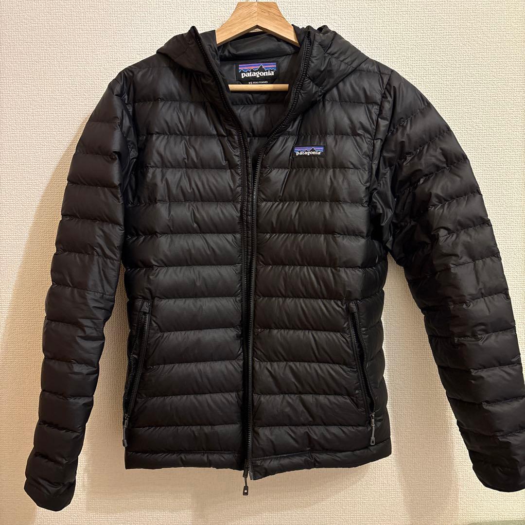 [専用]patagonia パタゴニア ダウンセーター フーディ ジャケット 黒