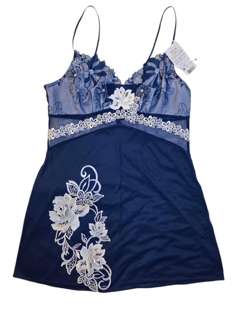 サルート　スリップL