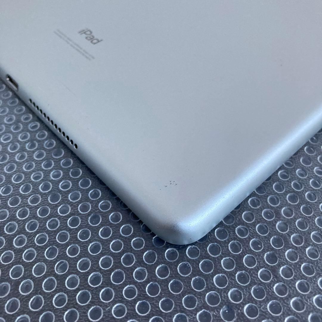 798【早い者勝ち】電池最良好☆iPad7 第7世代 32GB SIMフリー☆