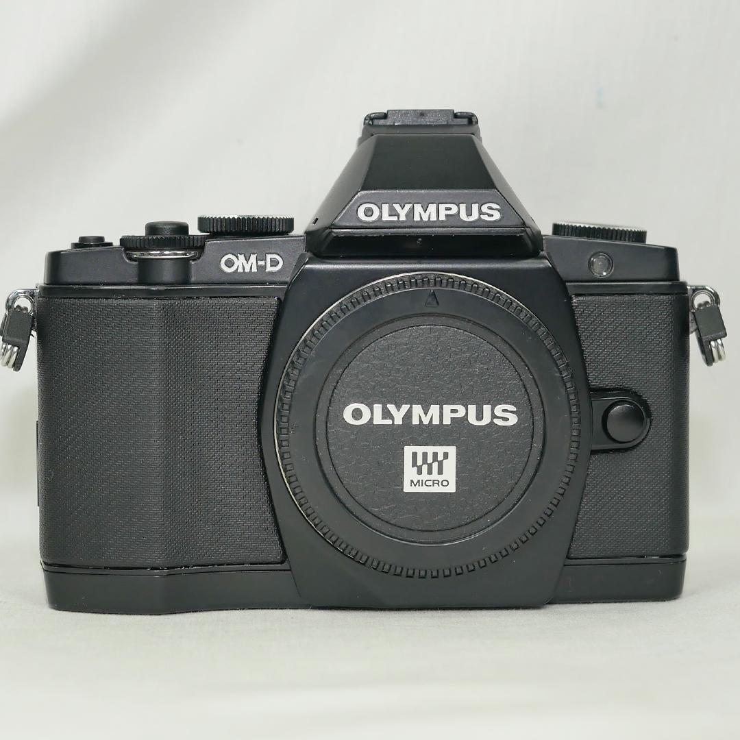OLYMPUS OM-D E-M5 標準レンズセット