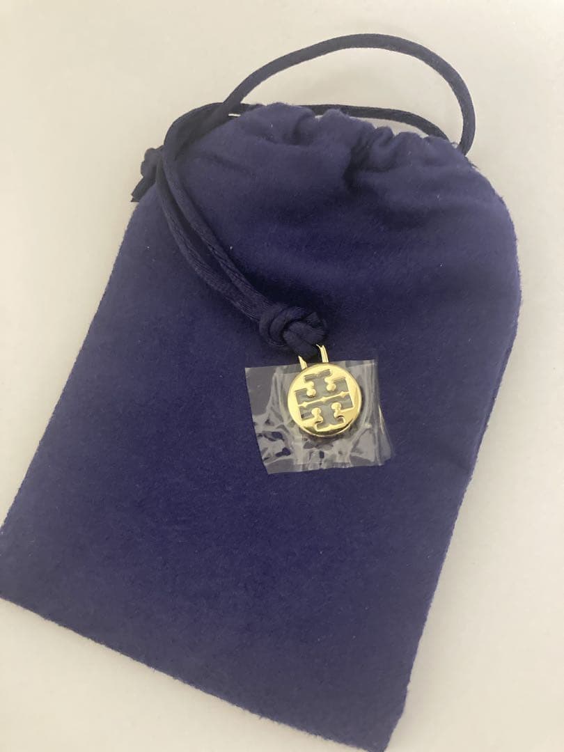 【新品未使用】Tory Burch カードケース IDウィンドウ付き