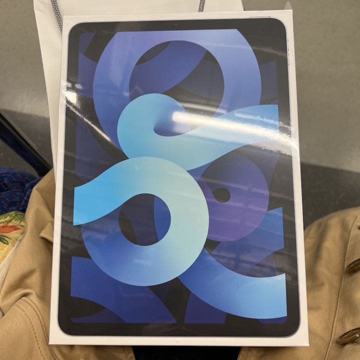 iPad Air第4世代　新品未使用　スカイブルー