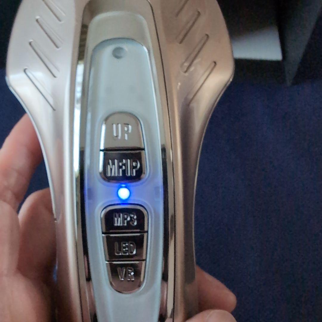 ドクターアリーヴォ ザ クリニック美顔器