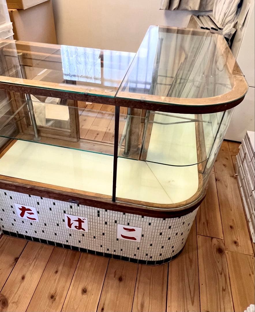 入手困難！L字 カウンター ガラス棚 タイル たばこ屋 昭和レトロ ショーケース