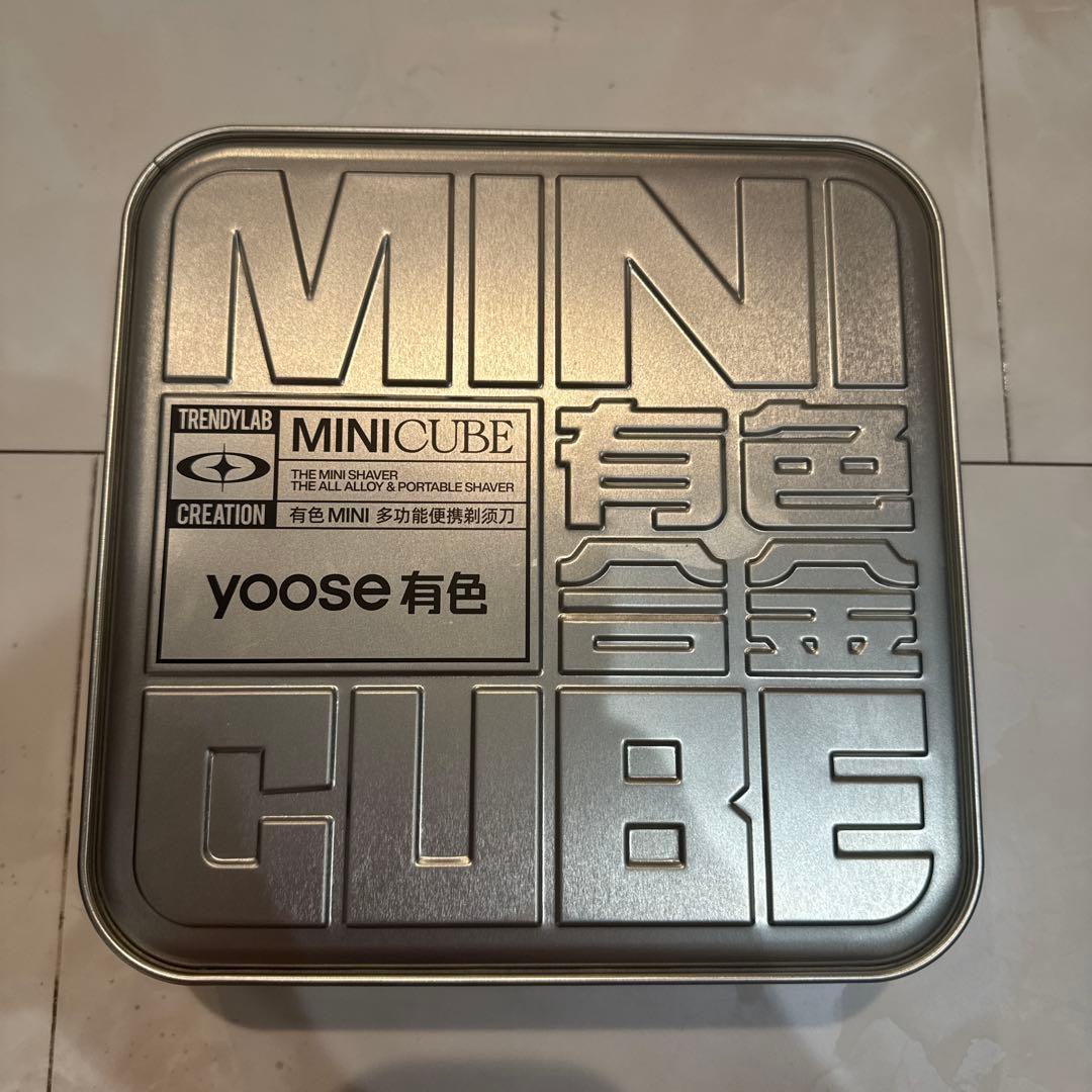 yoose ミニキューブ　シェーバー　新品未使用