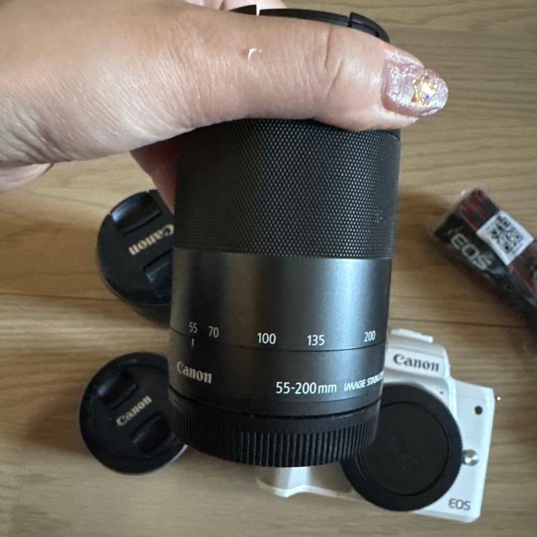 Canon EOS kiss M ミラーレス一眼 ホワイト 3本レンズ付き