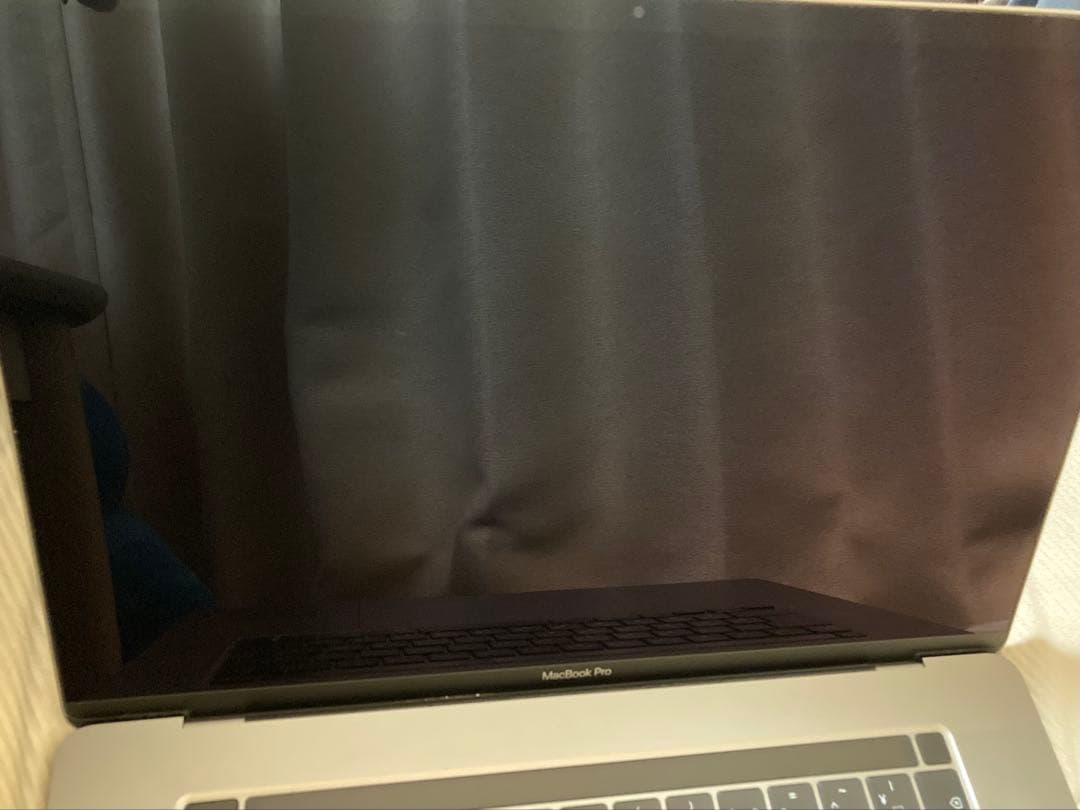 MacBook Pro2019 / 16㌅/ i7 / 16GB / 512GB