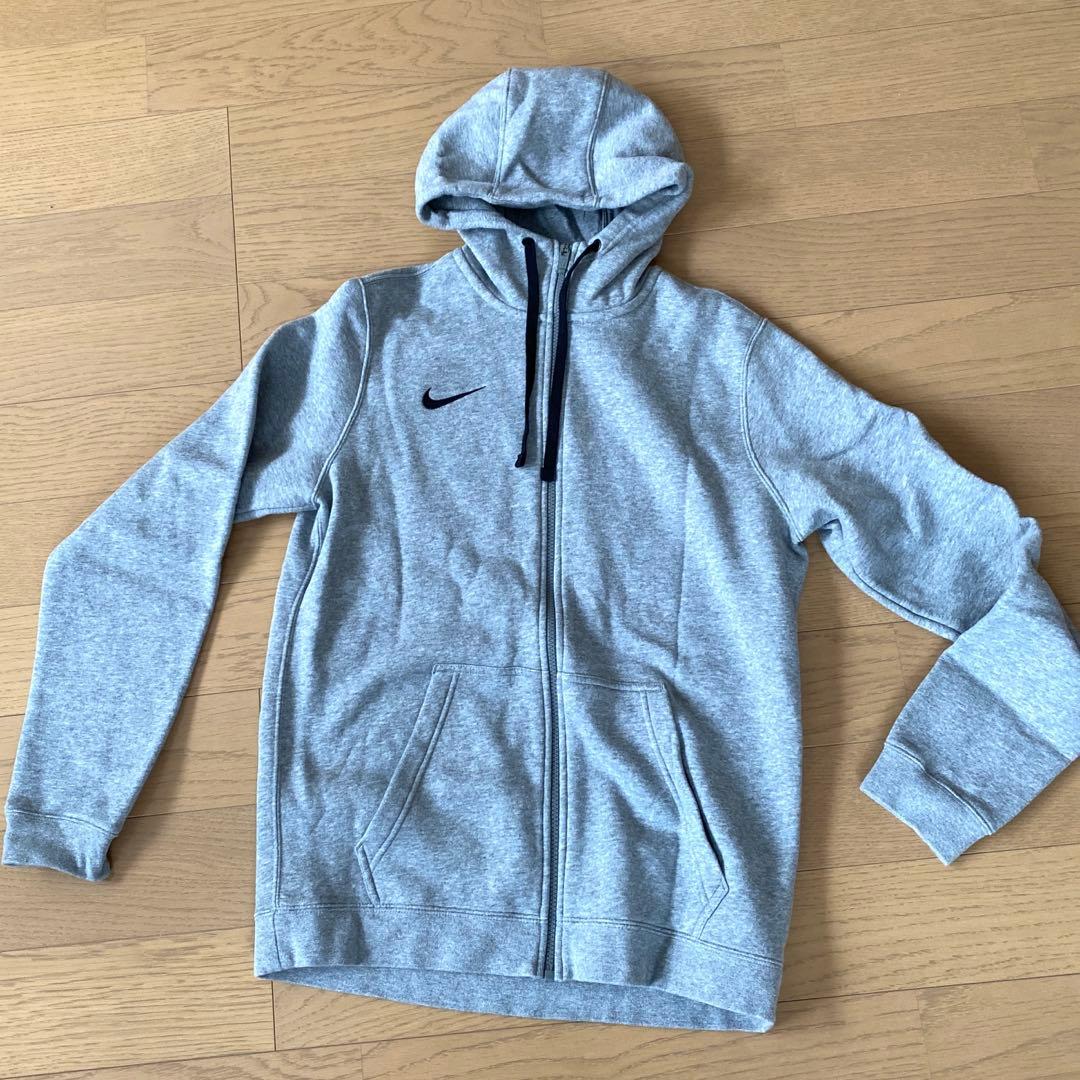 お値下げ中！美品　Nikeセットアップ　 メンズM￼サイズ