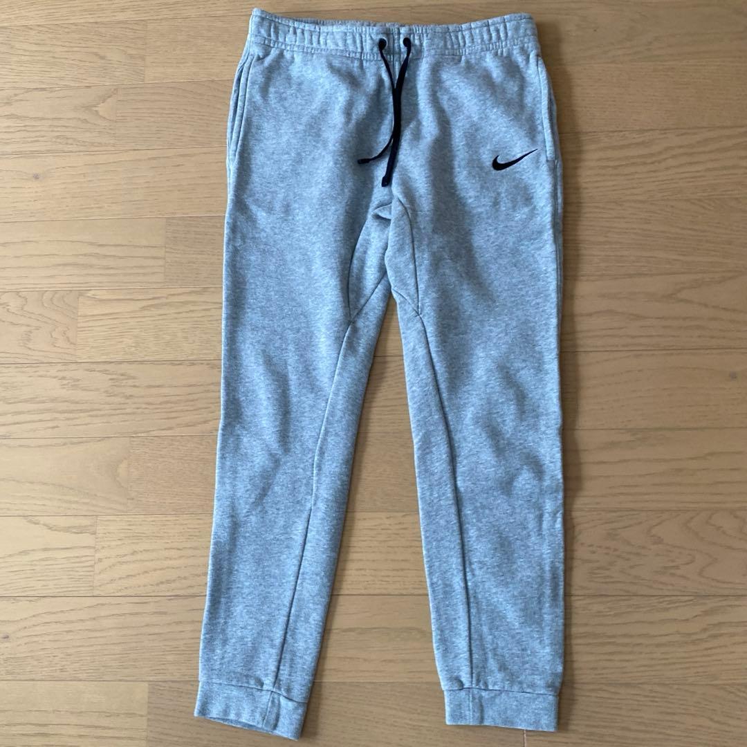 お値下げ中！美品　Nikeセットアップ　 メンズM￼サイズ