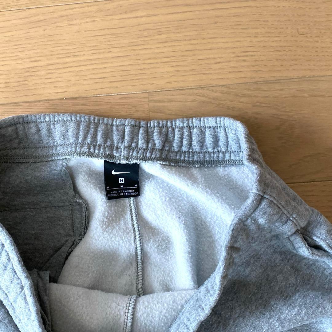 お値下げ中！美品　Nikeセットアップ　 メンズM￼サイズ