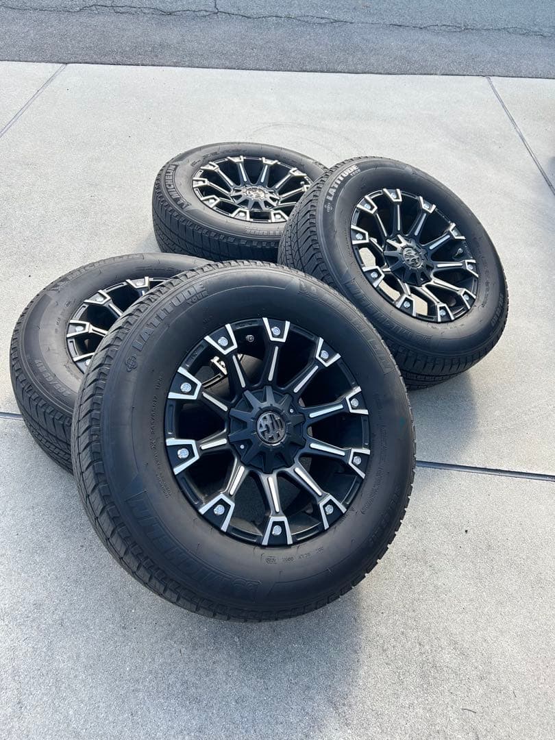 マーテルギア　モンスター4本セット265/65/r17【美品】