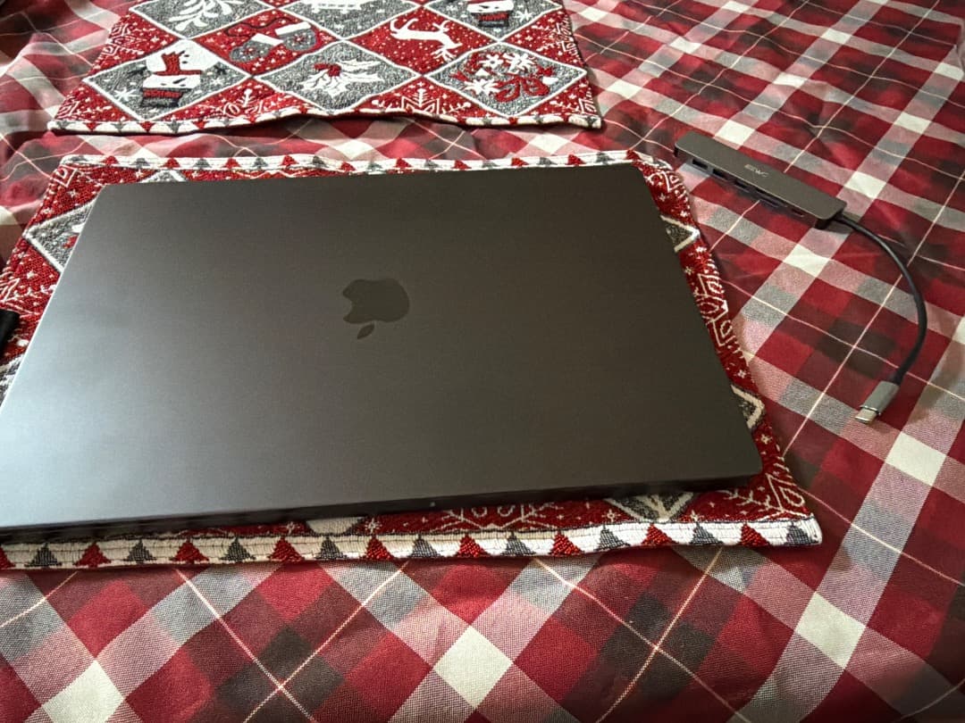 【本日販売】 MacBook Pro M4 16 インチ US