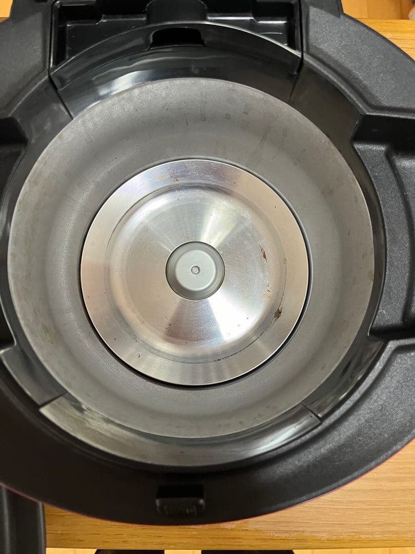 2021年製 水なし自動調理鍋 HEALSIO ヘルシオ KN-HW16F-R