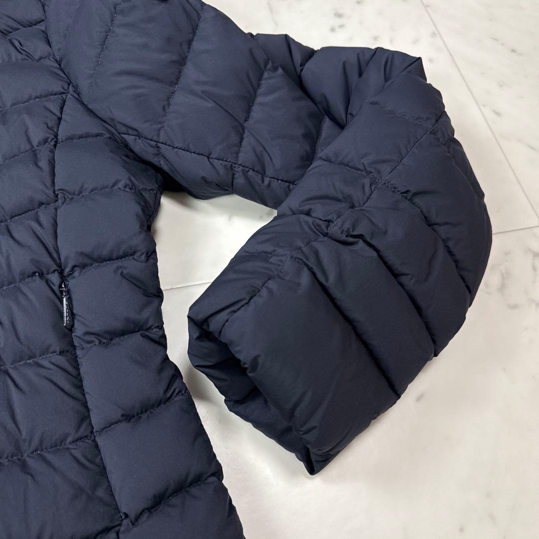 美品 タトラス 2023年製 ヴァレナ ダウンジャケット ネイビー サイズ03