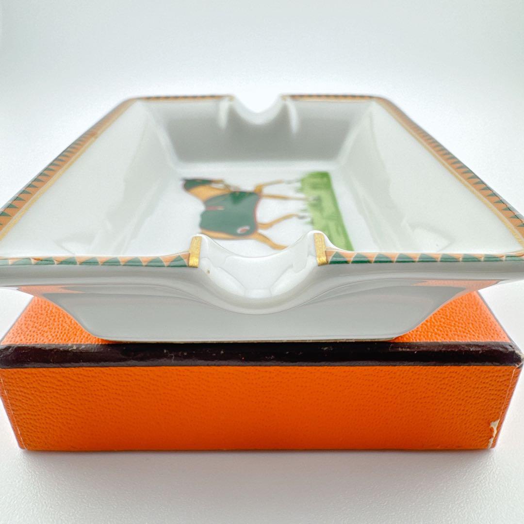 HERMES エルメス 灰皿 馬柄 アッシュトレイ 小物入れ 陶器 未使用 箱付