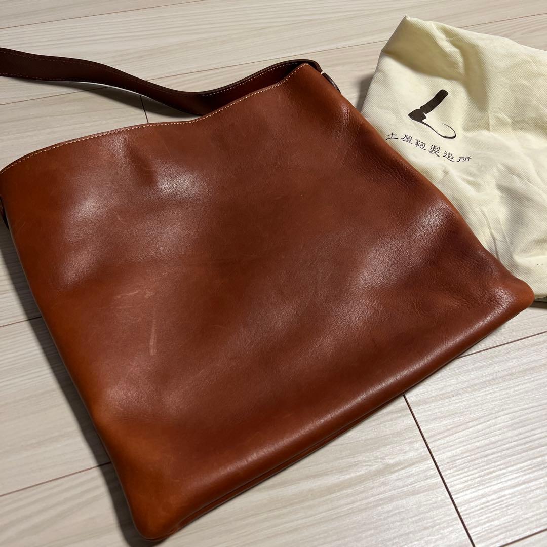 土屋鞄　ユニックリベルタ　牛革　ワンショルダー　ブラウン
