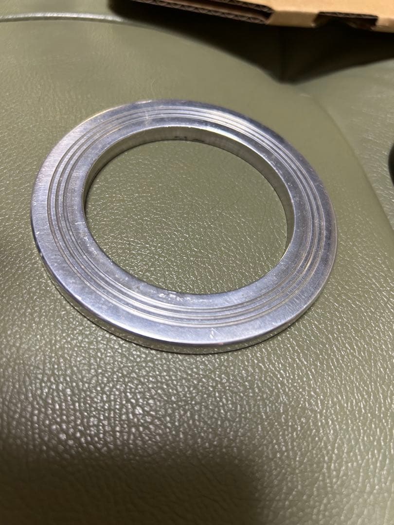 NARDI TOKYOホーンボタン付きウッドステアリング直径36.5cmボス付き