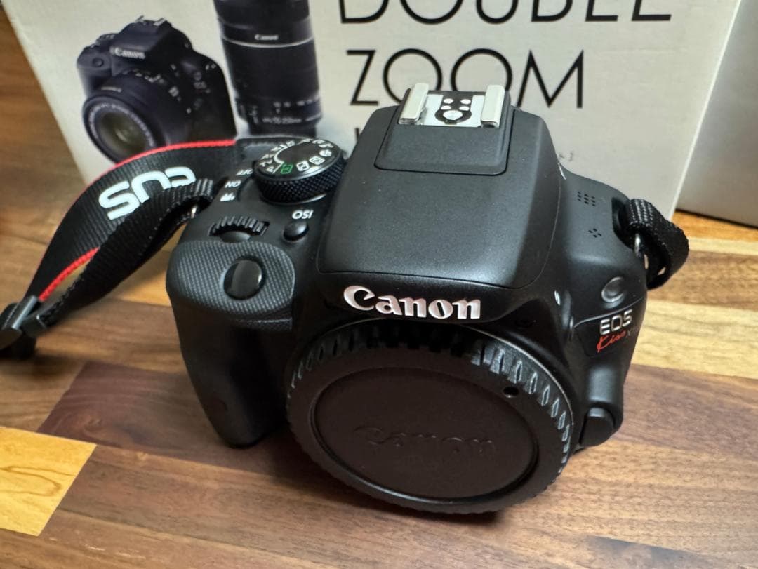 Canon EOS Kiss X7 ダブルズームキット+EF-S 24mmレンズ