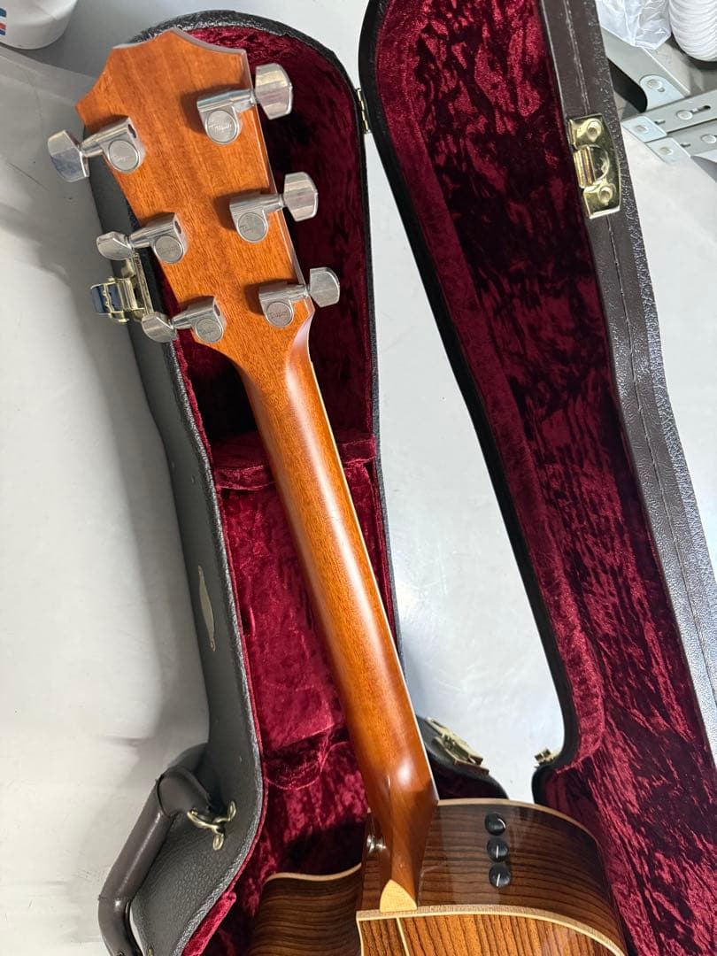 【週末価格】Taylor Acoustic Guitar 814ce