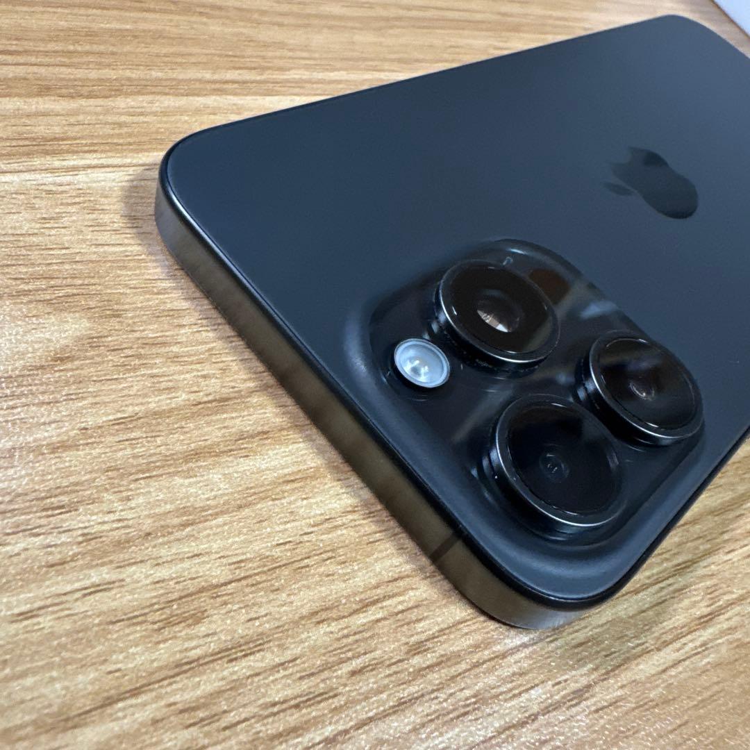 iPhone 15 Pro Max 256GB MU6P3J/A ブラック