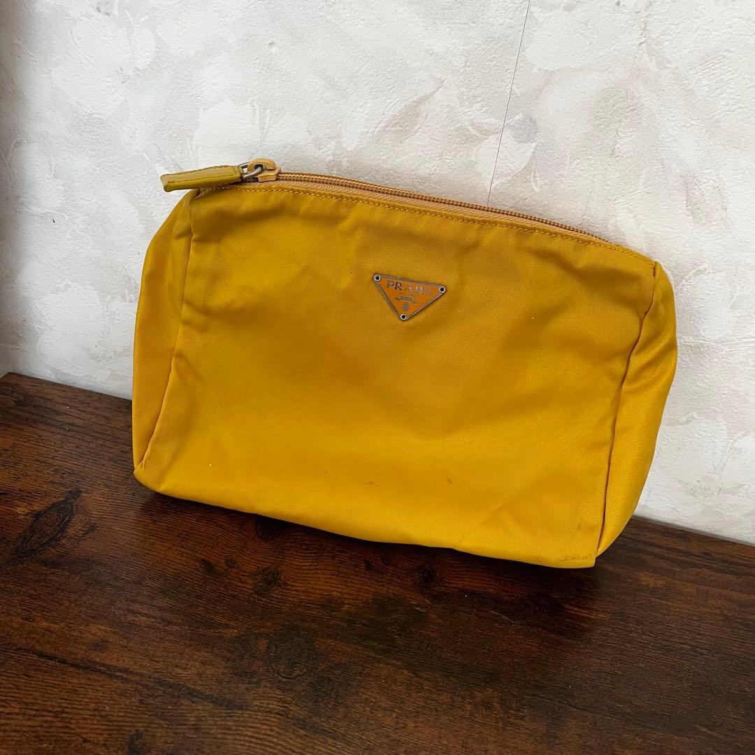 PRADA プラダ 三角プレート テスート ナイロン メイクポーチ イエロー