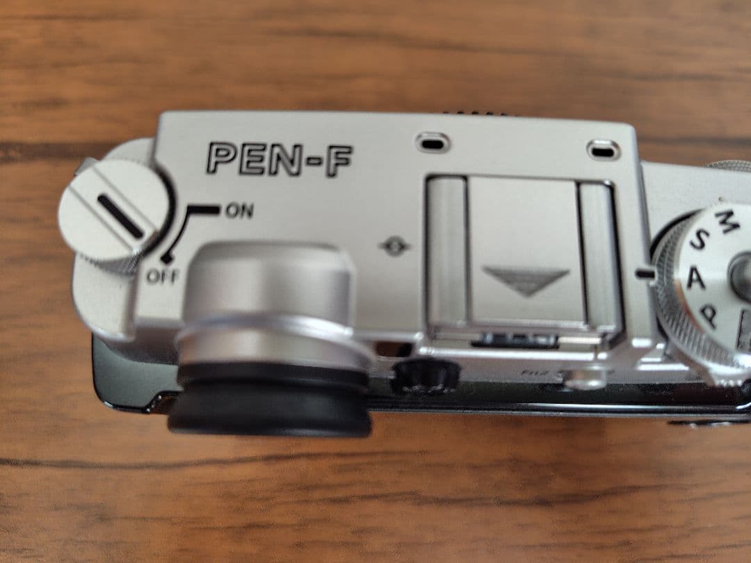 デジタルカメラ OLYMPUS PEN F