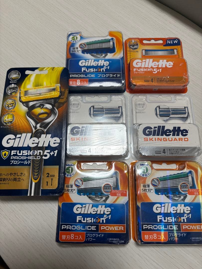 【新品】　ジレット プロシールド 髭剃り 本体+替刃36コ付　正規品