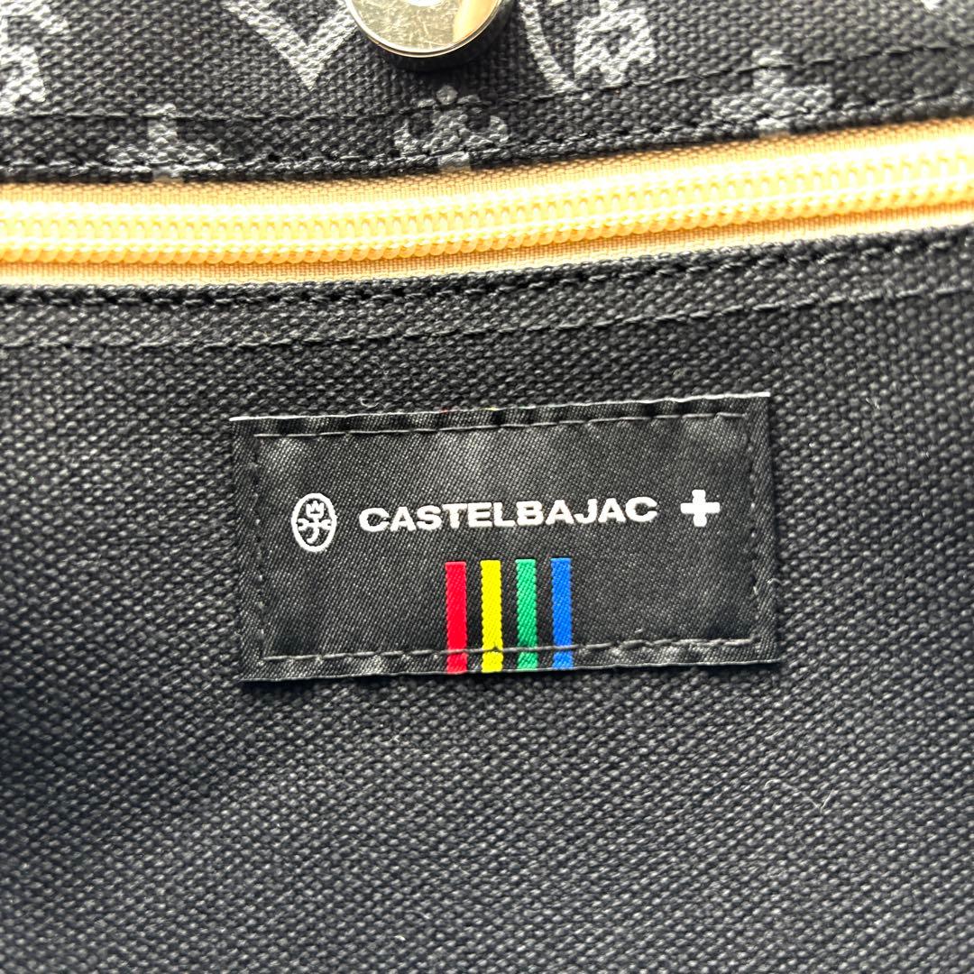 未使用に近い カステルバジャック ハンドバッグ ロゴ 総柄 手持ち ブラック