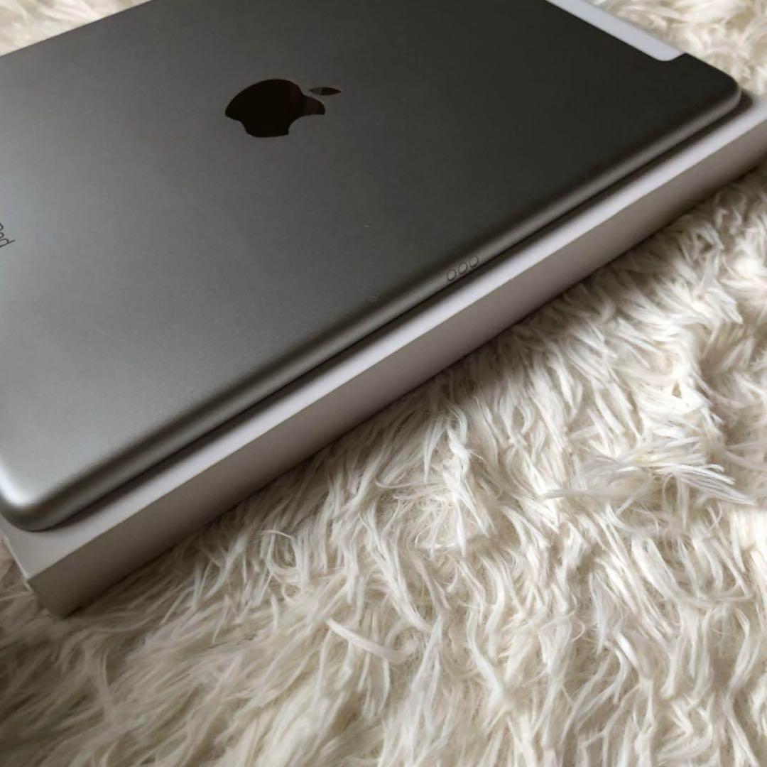 【完動品】iPad 第9世代 256GB Wi-Fi &iPad 第8世代