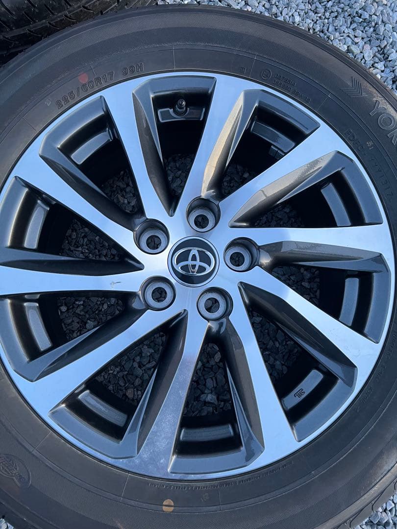 トヨタ 30アルファード 17インチ ホイール