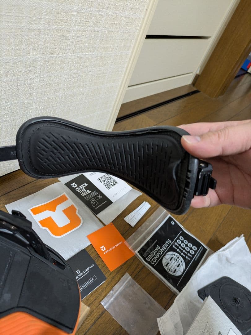 UNION ULTRA ブラック/オレンジ M　22-23　ビンディング