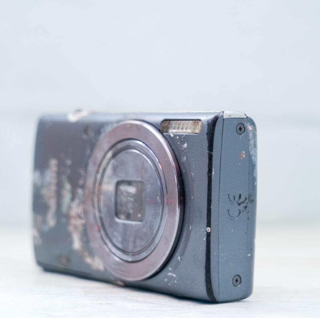 世界に一台だけ　Canon IXY 160 シルバー　動作OK