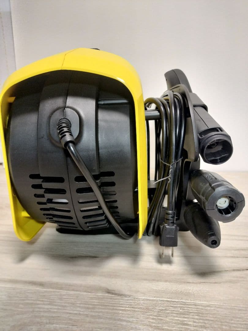 美品 ケルヒャー K2 サイレント 高圧洗浄機+ デッキブラシ+自吸水ホース