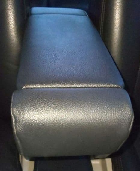 限定品 エブリィ DA17W 収納BOX付 BIGアームレスト 純正合皮タイプ