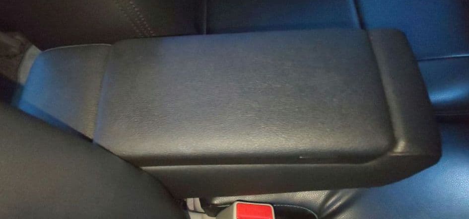 限定品 エブリィ DA17W 収納BOX付 BIGアームレスト 純正合皮タイプ