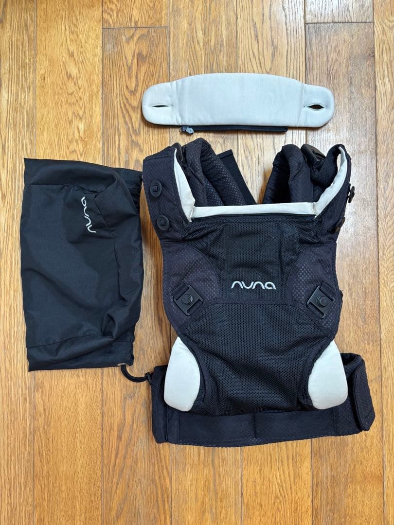 抱っこ紐　nuna ヌナ