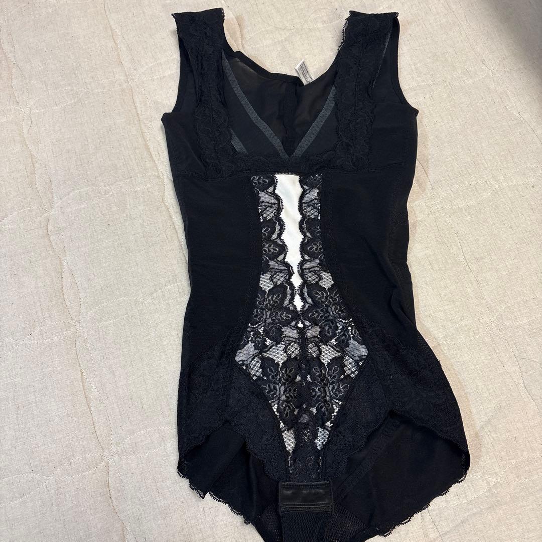 LALA Grant ブラックボディスーツ 75M