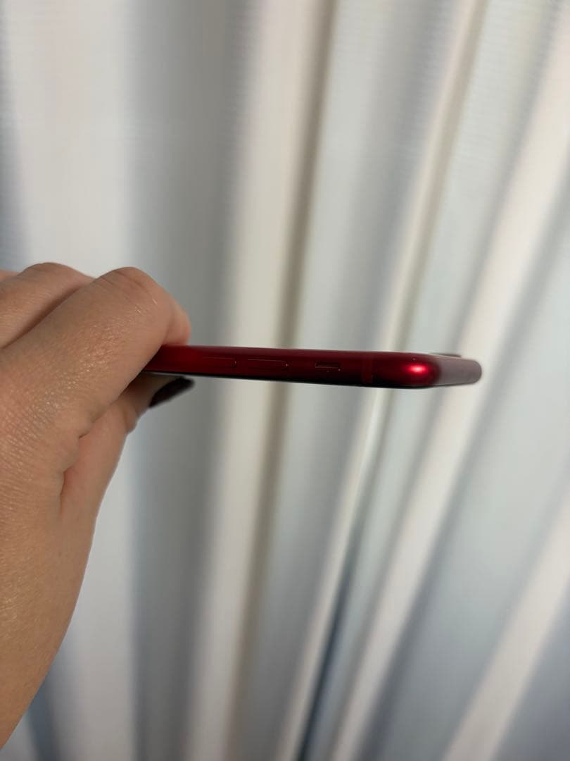 iPhone SE (第2世代) PRODUCT(RED) 本体　レッド