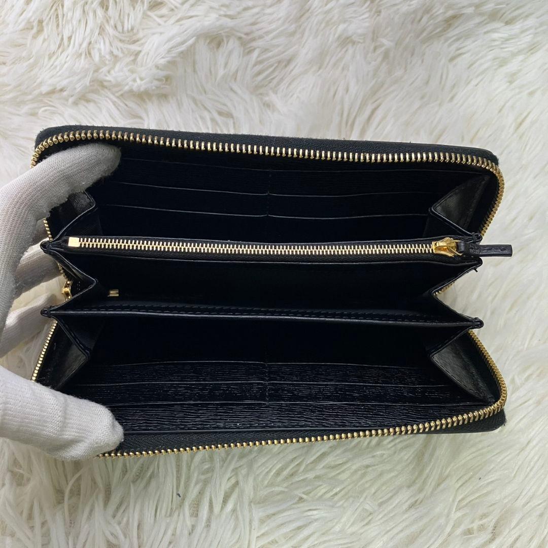 【ニコイチ様】現行　GUCCI スクリプト　ジップアラウンドウォレット