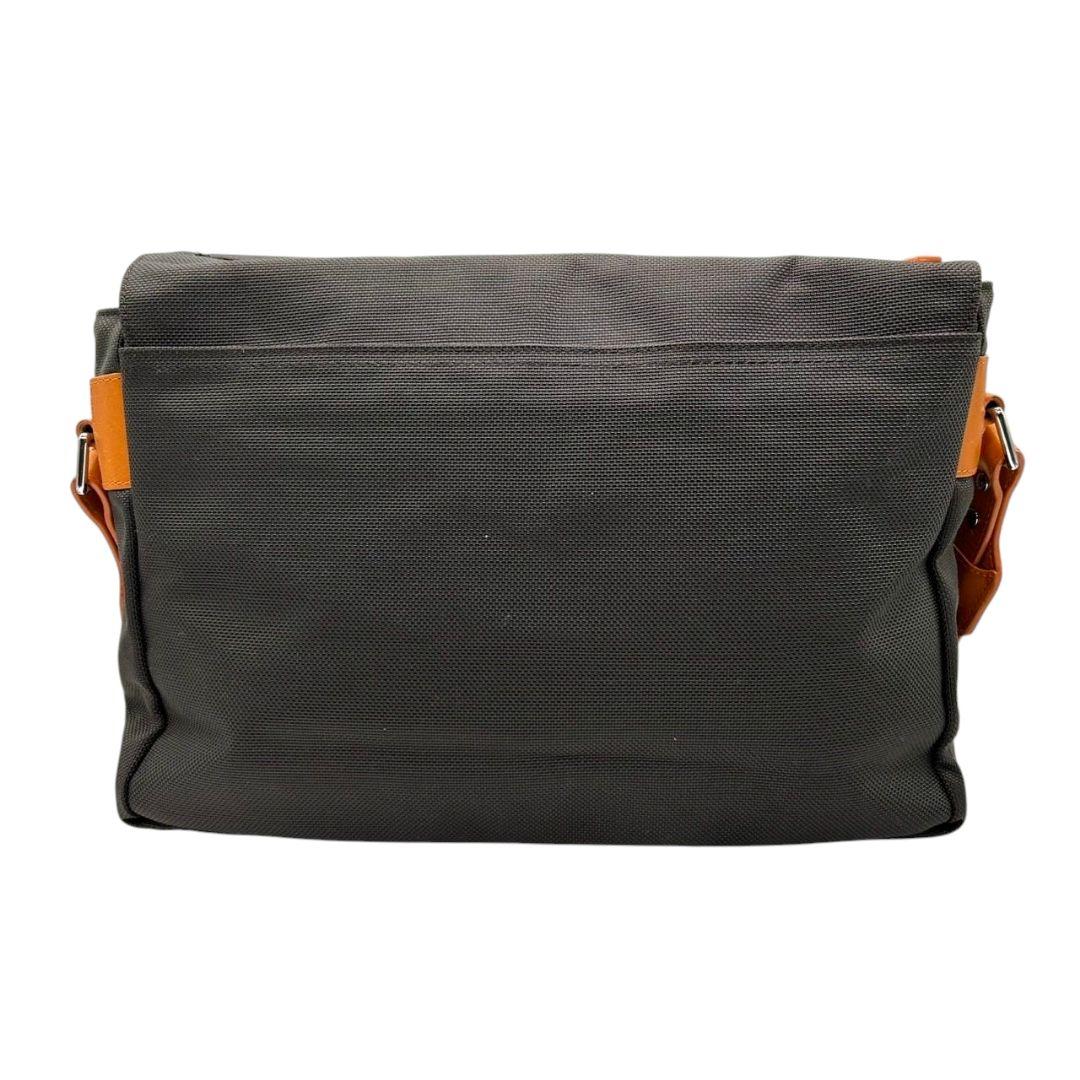 ハンティングワールド　ショルダーバッグ　キャンバス　メッセンジャーバッグ　s7