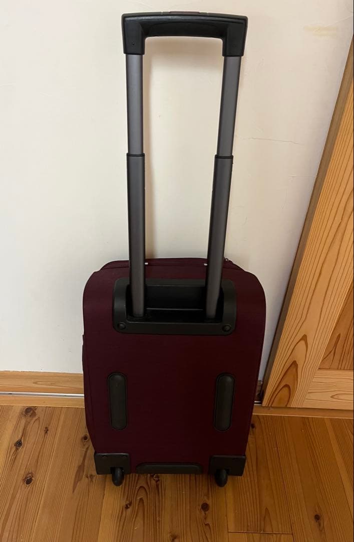 新品未使用品　BURTON バートン　キャリーバッグ 約40L