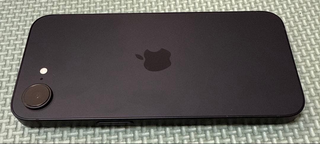 【SIMフリー】iPhone 16e＋ケース＆強化ガラスフィルム付