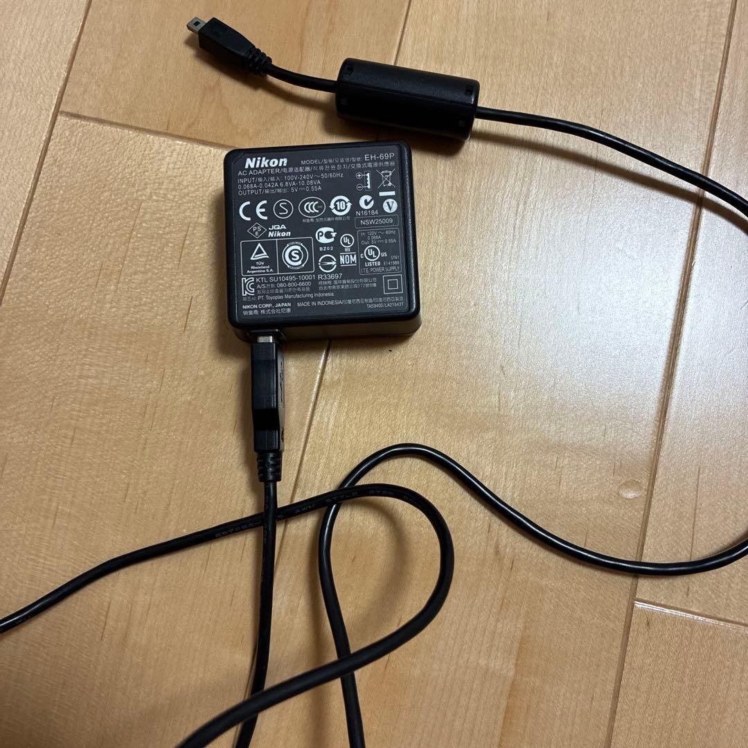 SONY サイバーショットDSC－Ｗ810デジタルカメラ 6倍光学ズーム