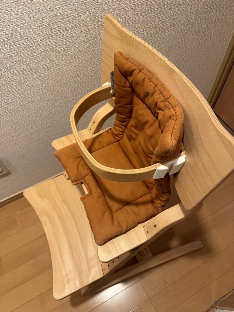 正規品　Leander リエンダー ハイチェア　木製 キッズチェア