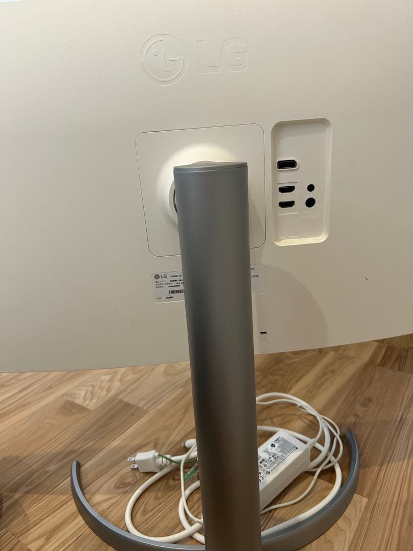 LG 27インチ 4K 27UP650-W