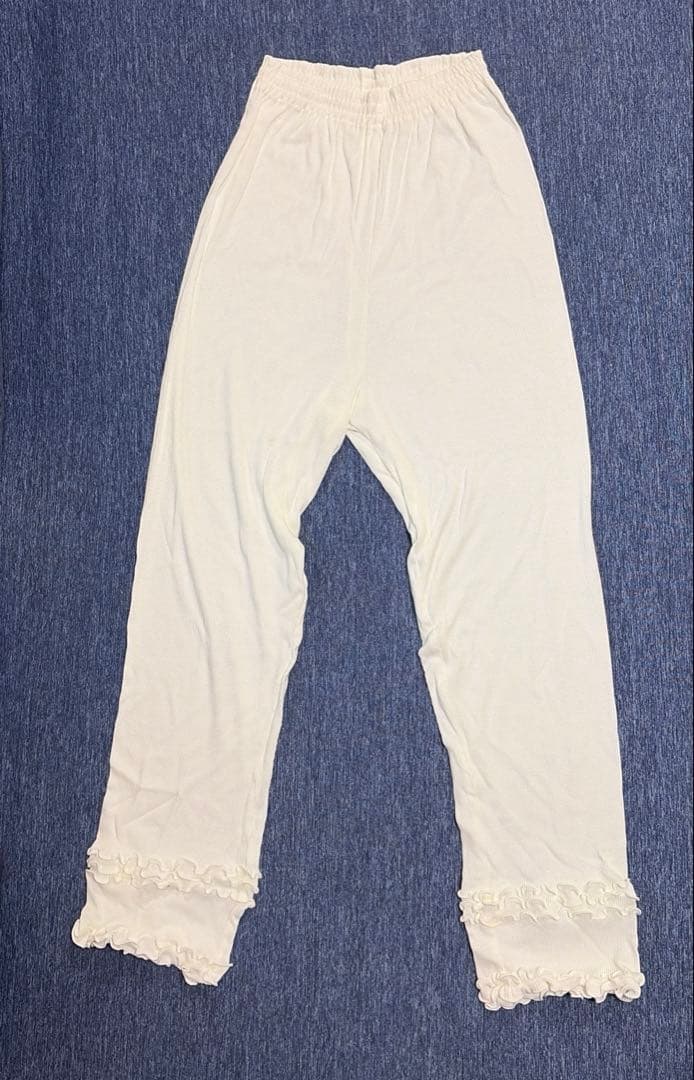 さえら　ヒスクローネ　綿100%レース100%パジャマ