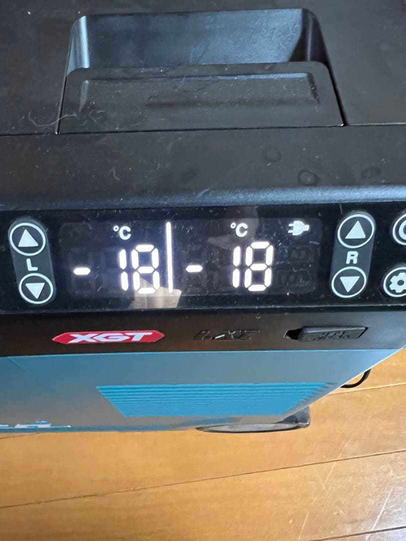 マキタ 充電式保冷温庫 CW004GZO