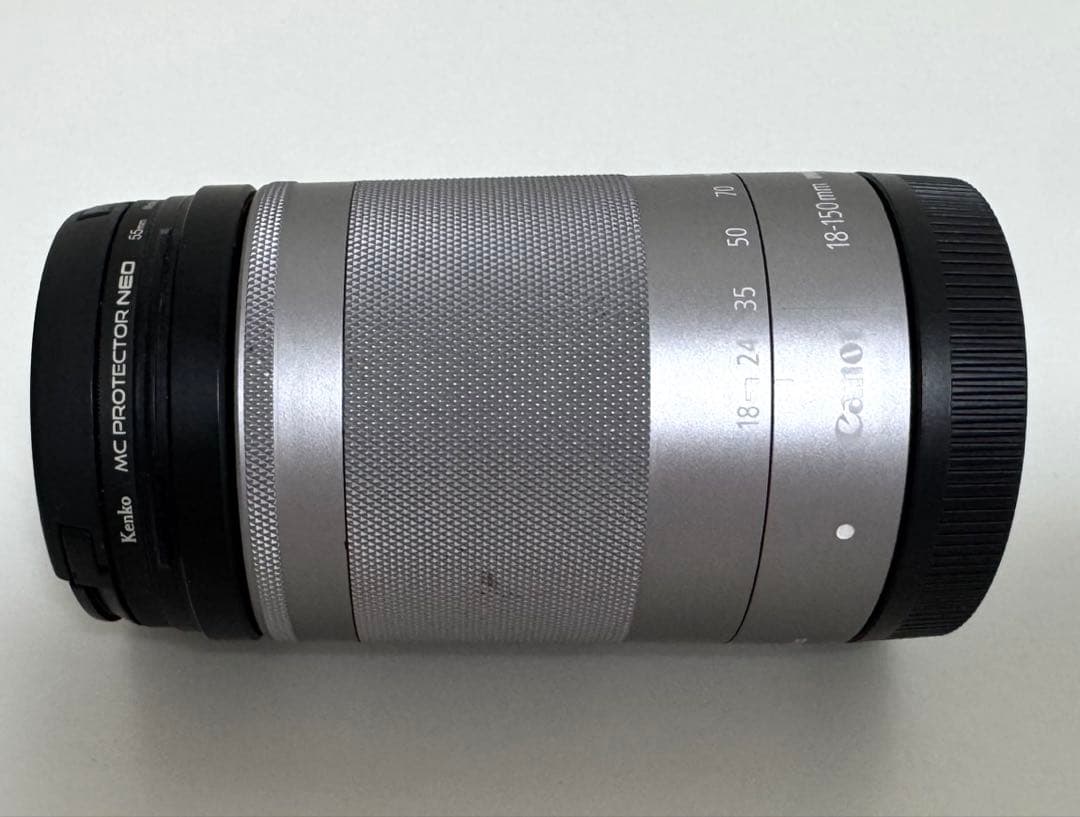 Canon EOSkissM　ズームレンズキット 18-150mm　ホワイト